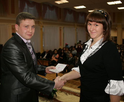 Юные жители Тулы получили паспорта граждан РФ